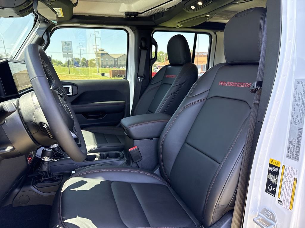 Used 2026 Jeep Wrangler Unlimited Rubicon AWD/4WD image 21