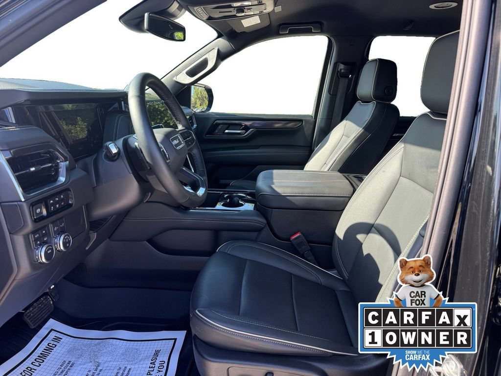 Used 2025 GMC Yukon XL Elevation AWD/4WD image 11