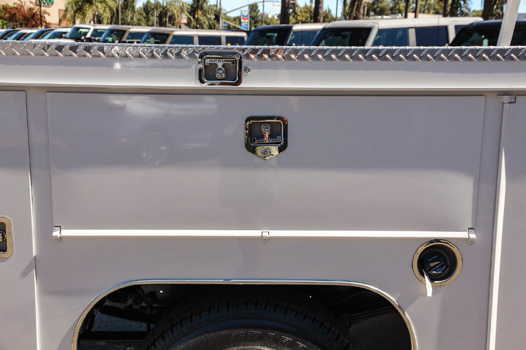 New 2025 Ford F350 XL w/ XL Chrome Package RWD image 27
