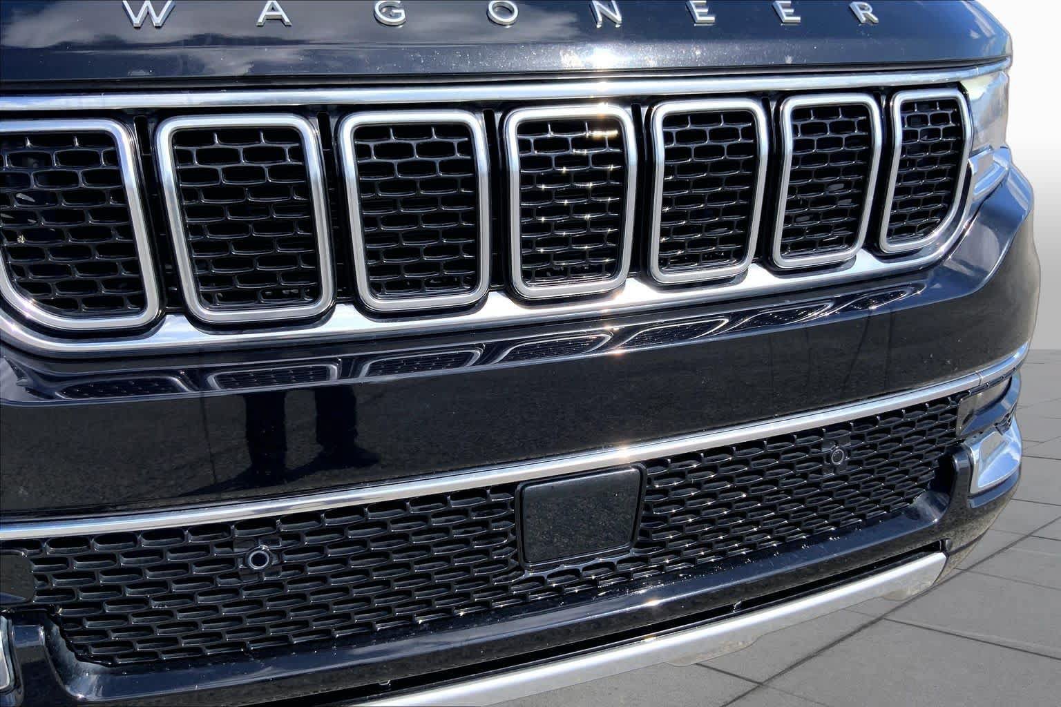 Used 2024 Jeep Wagoneer Series II w/ Flexible Seating Group RWD image 29