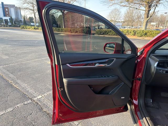 Used 2020 Cadillac XT6 Premium Luxury FWD image 25