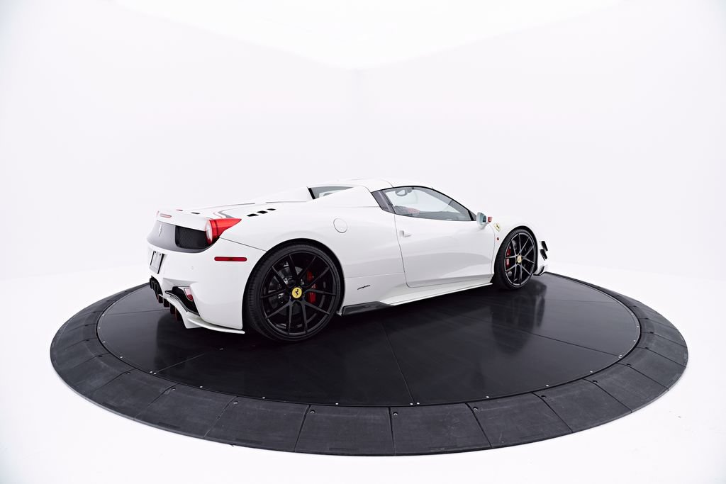 Used 2014 Ferrari 458 Spider RWD image 23