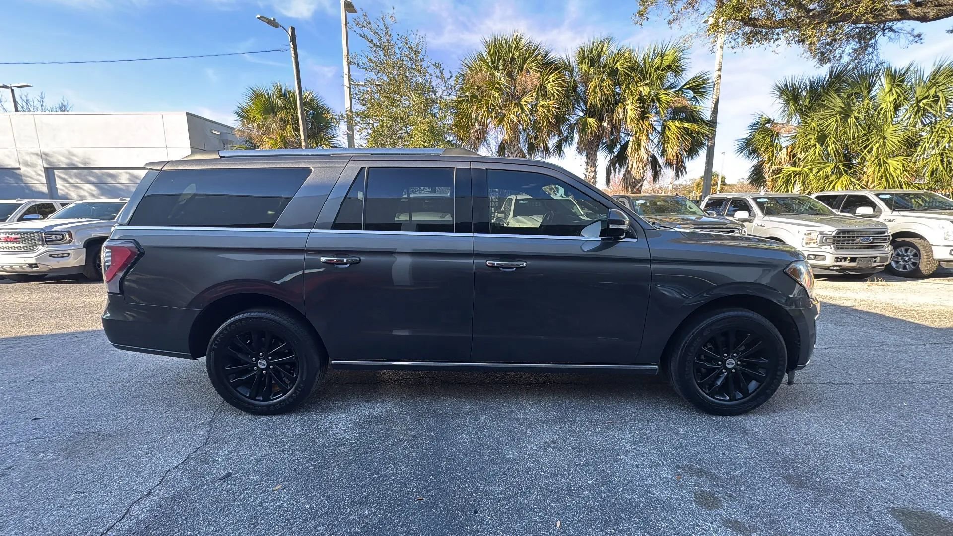 Used 2019 Ford Expedition Max Limited RWD image 8