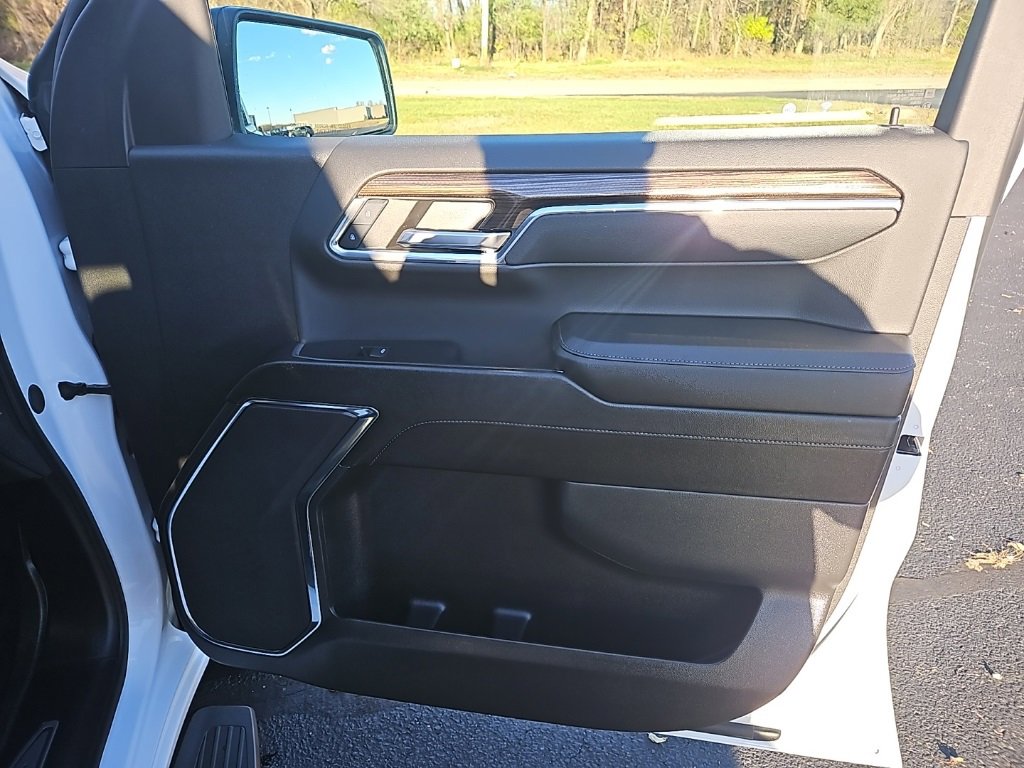 Used 2024 Chevrolet Silverado 1500 LT Trail Boss w/ Protection Package image 31