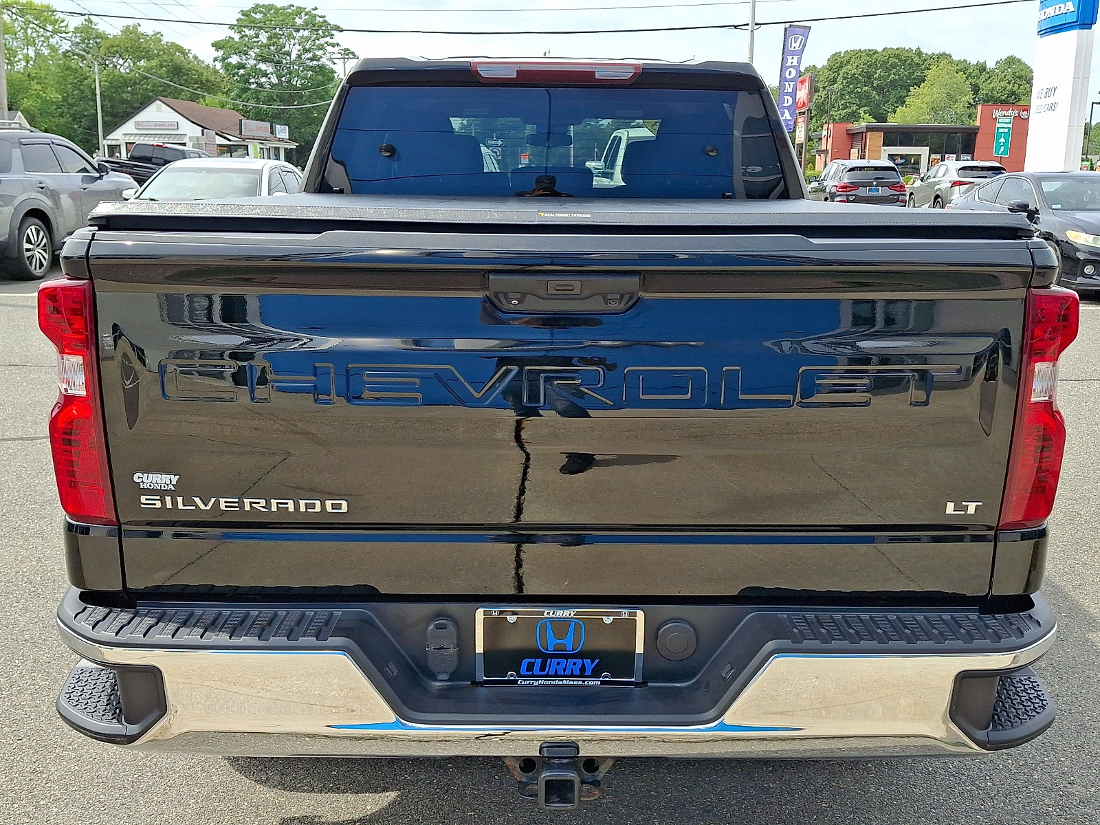 Used 2023 Chevrolet Silverado 1500 LT AWD/4WD image 5