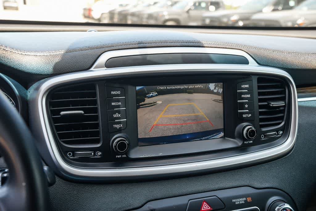 Used 2019 Kia Sorento S FWD image 22