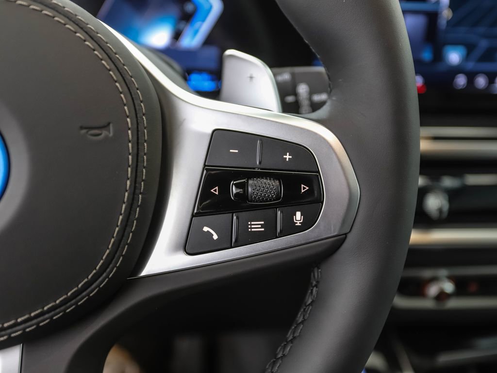 New 2026 BMW X5 xDrive50e image 13