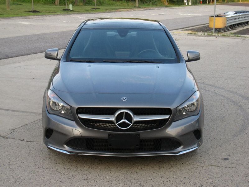 Used 2018 Mercedes-Benz CLA 250 4MATIC image 5