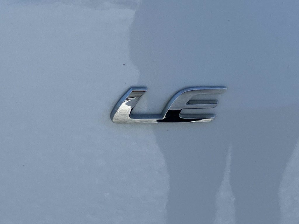 Used 2026 Toyota Corolla Cross LE FWD image 10
