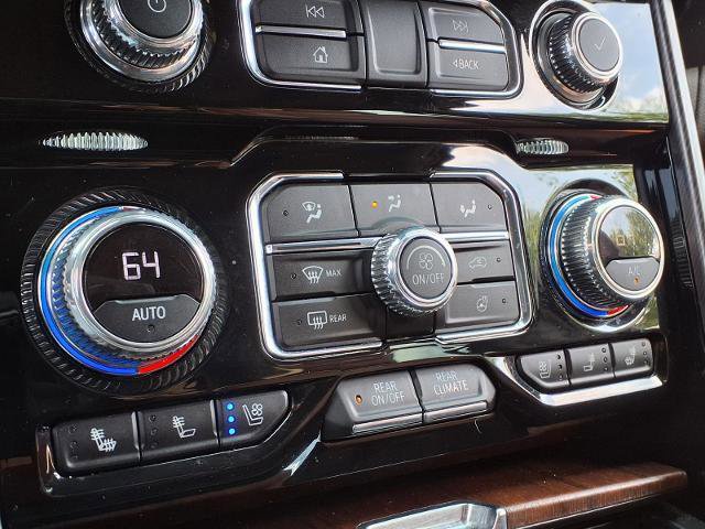 Used 2023 GMC Yukon Denali Ultimate AWD/4WD image 8