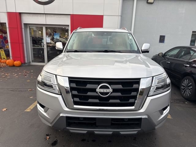 Used 2024 Nissan Armada SL w/ Captain's Chairs Package image 7