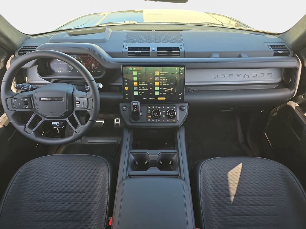 New 2026 Land Rover Defender 110 OCTA image 9