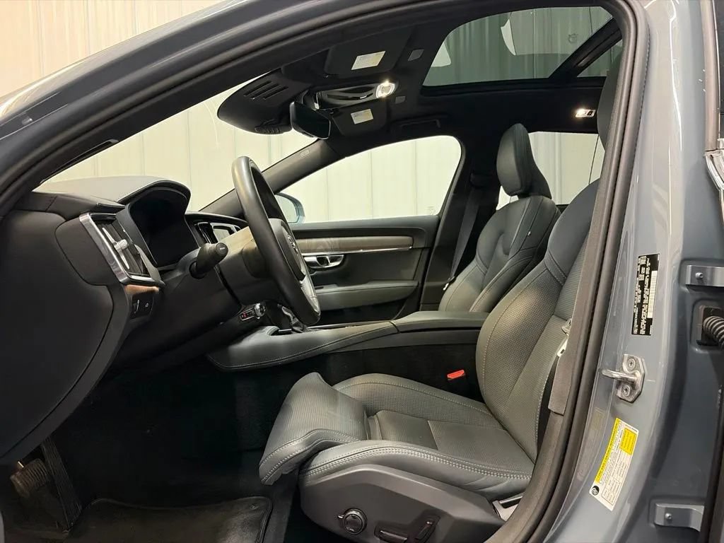 Used 2021 Volvo S90 T6 Inscription AWD/4WD image 10