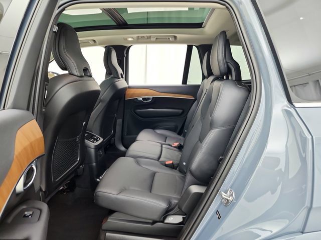 Certified 2023 Volvo XC90 T8 Plus w/ Protection Package Premier AWD/4WD image 27