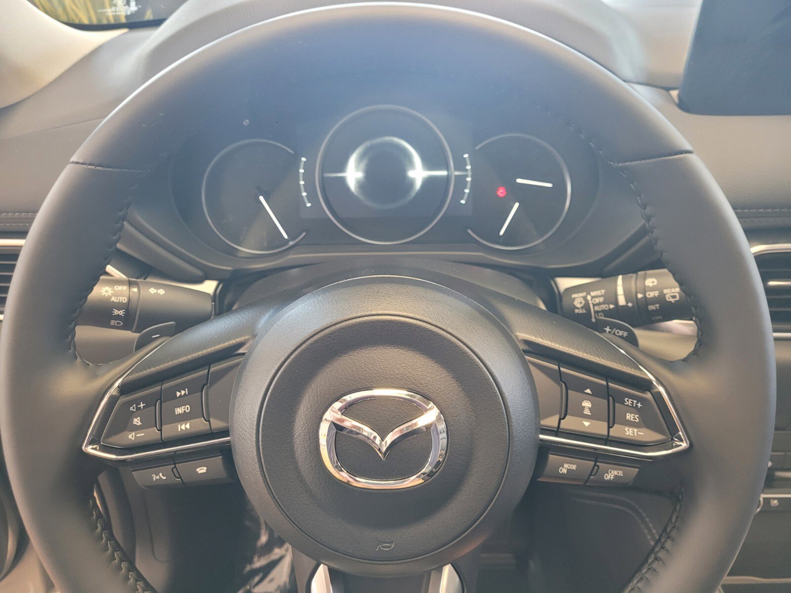 New 2025 MAZDA CX-5 AWD 2.5 S w/ Premium Plus Pkg image 31