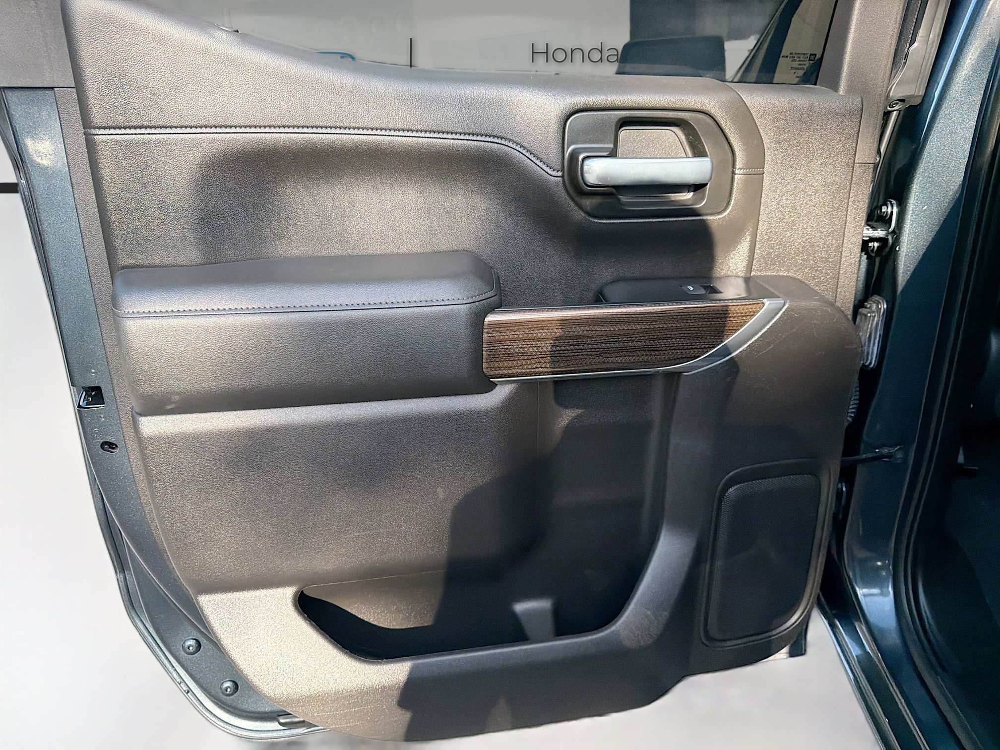 Used 2020 Chevrolet Silverado 1500 LT Trail Boss image 25