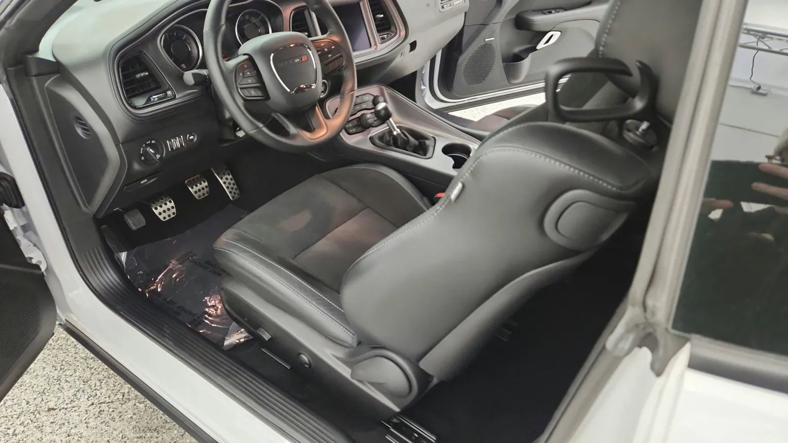 Used 2023 Dodge Challenger R/T Scat Pack w/ Plus Package image 22