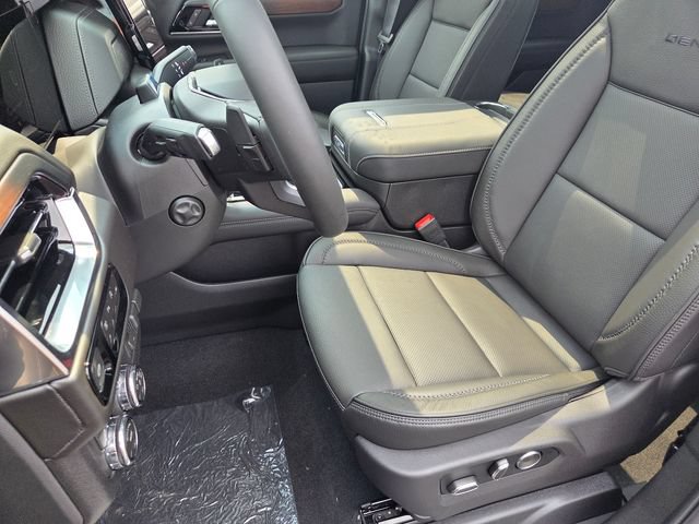 New 2026 GMC Yukon Denali w/ Denali Reserve Package AWD/4WD image 25