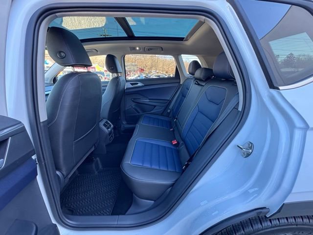 New 2026 Volkswagen Taos SEL AWD/4WD image 9