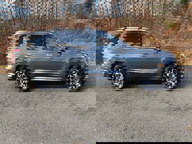 Used 2024 Hyundai Palisade Limited image 5