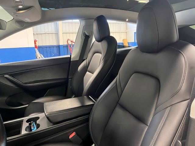 Used 2022 Tesla Model Y Long Range image 20