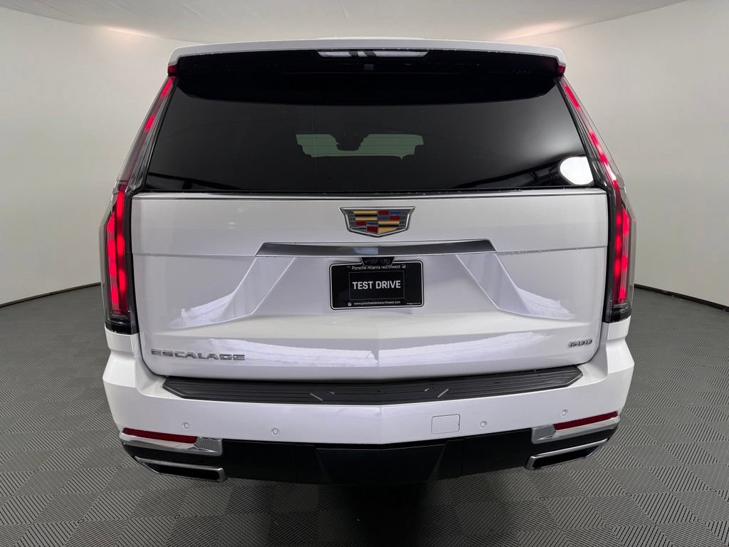 Used 2025 Cadillac Escalade Premium Luxury AWD/4WD image 6