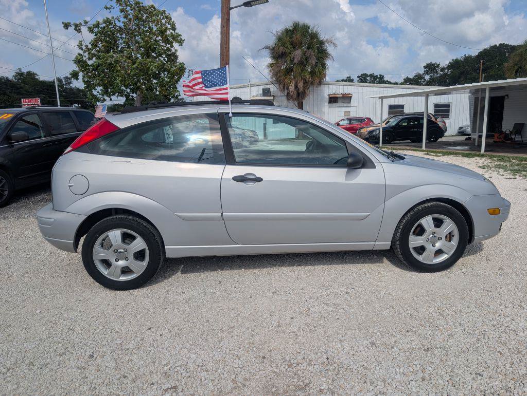 Used 2007 Ford Focus SES FWD image 8