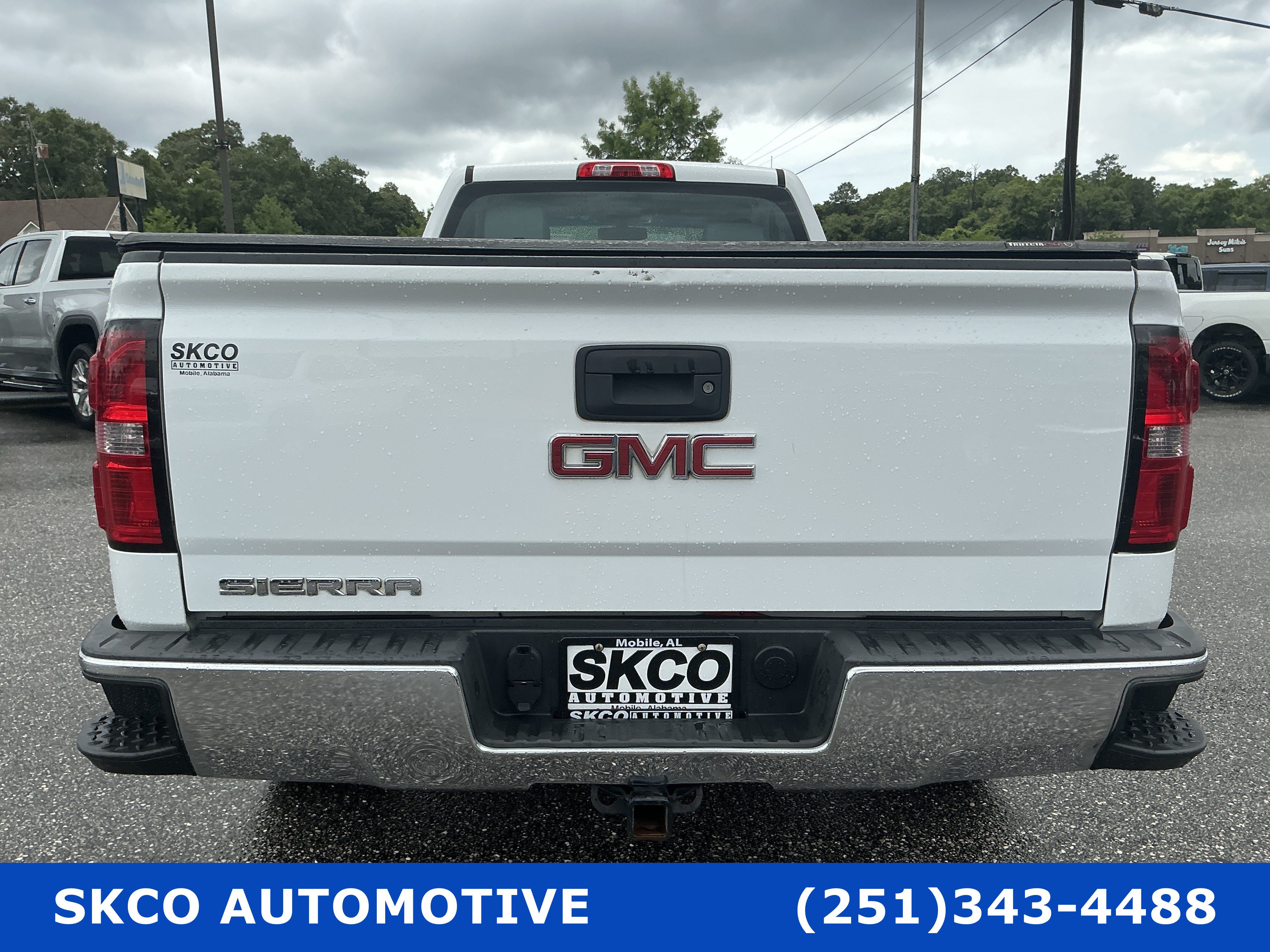 Used 2015 GMC Sierra 1500 2WD Regular Cab image 4