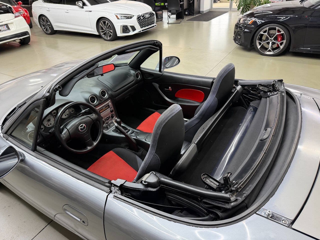 Used 2004 MAZDA MX-5 Miata MAZDASPEED RWD image 16