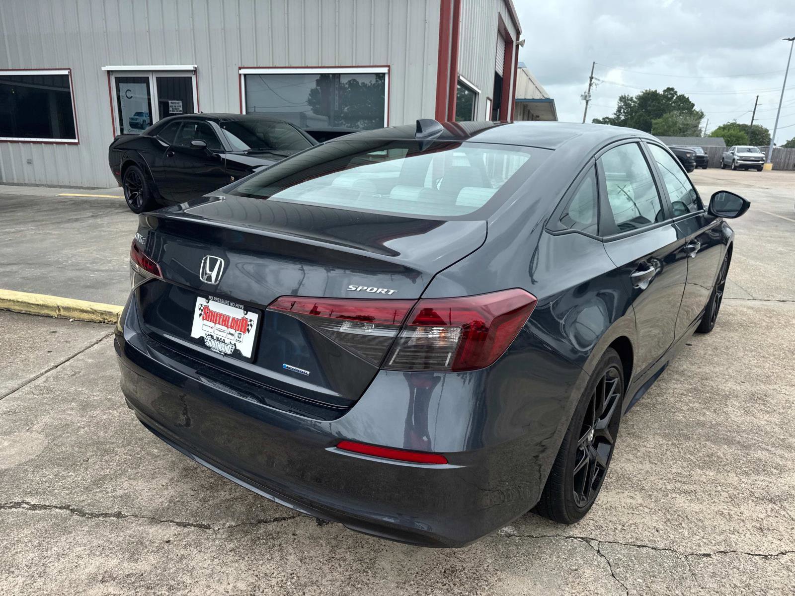 Used 2025 Honda Civic FWD Hybrid Sedan image 7