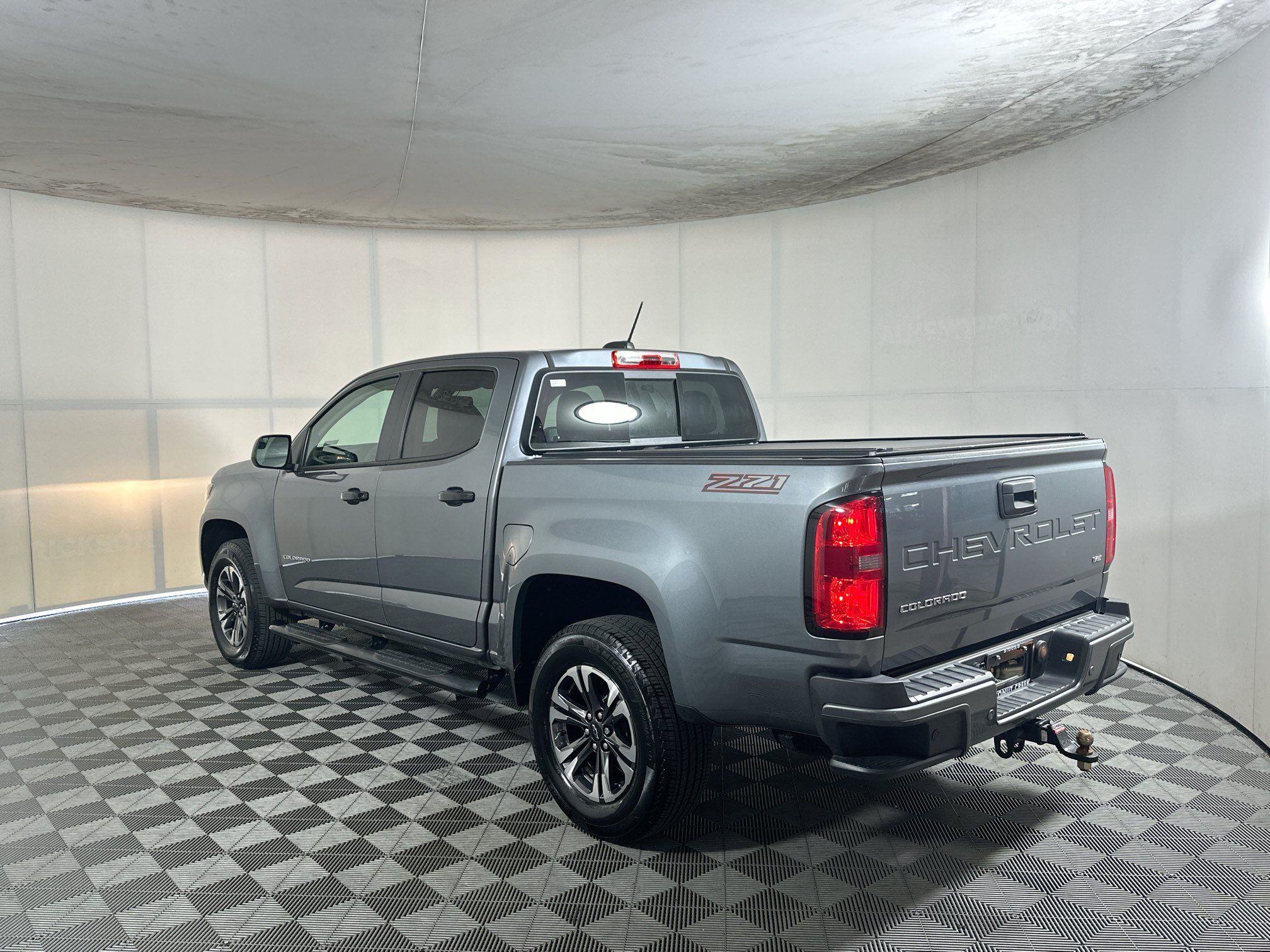 Used 2021 Chevrolet Colorado Z71 w/ LPO, Power Package RWD image 5