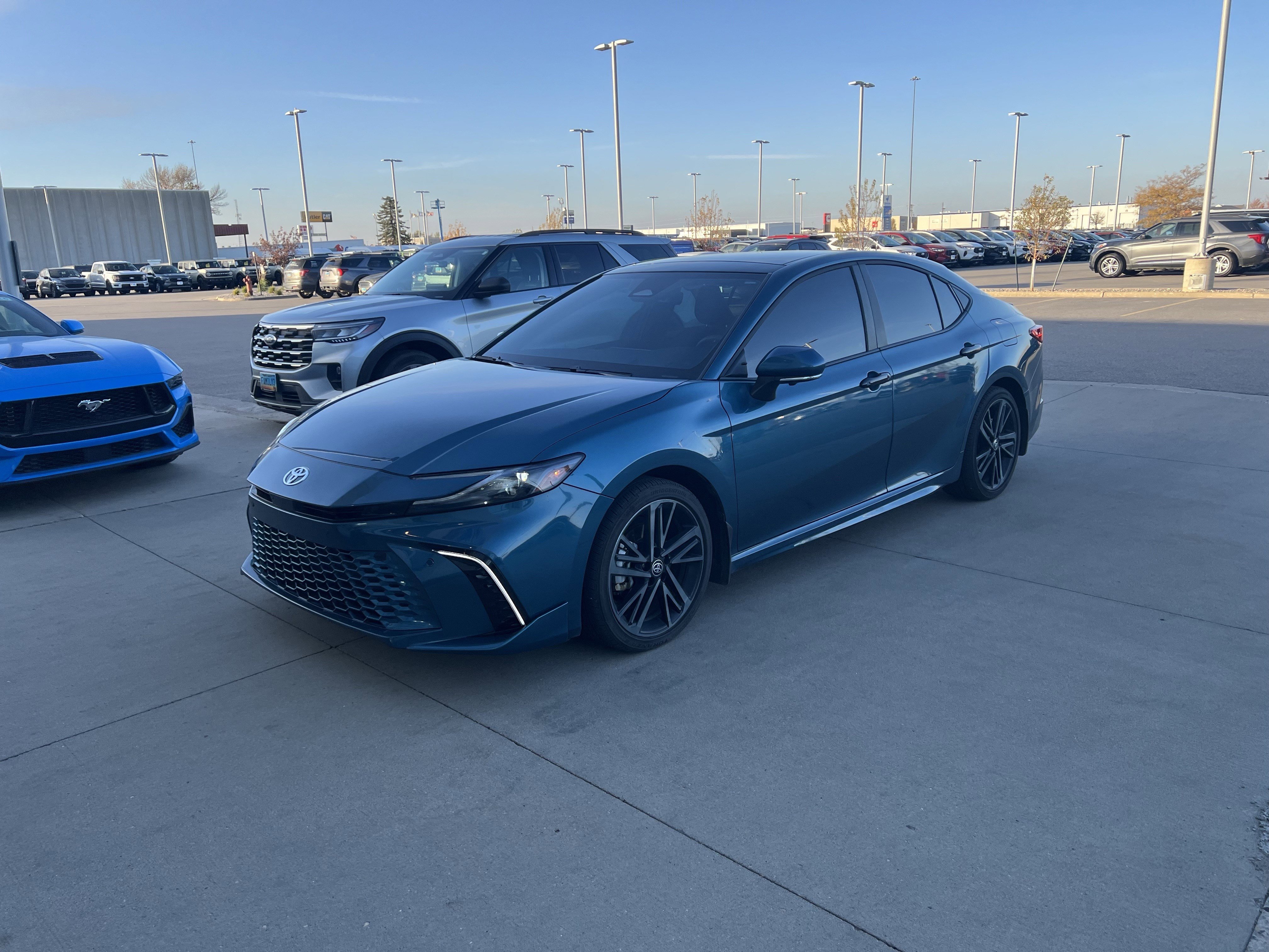 Used 2025 Toyota Camry XSE video 2