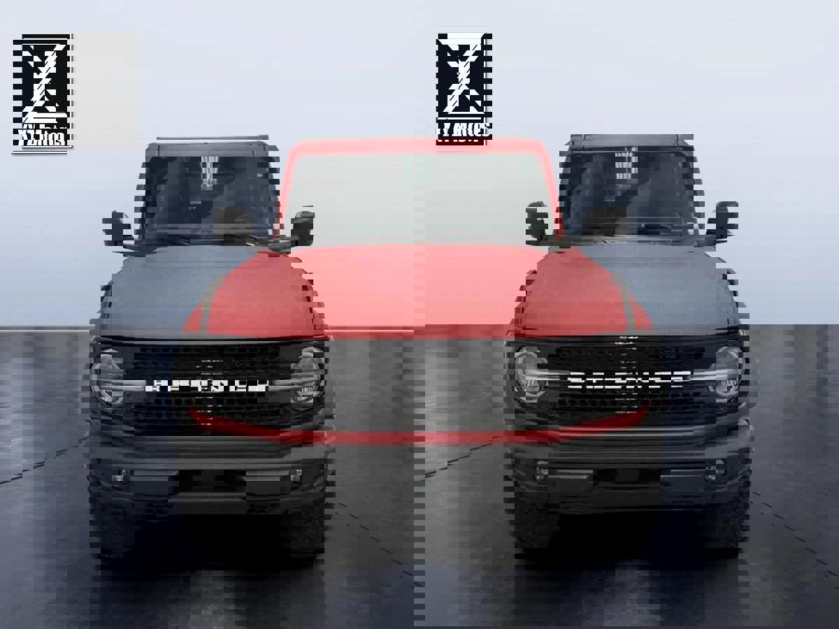 Used 2022 Ford Bronco Wildtrak image 8