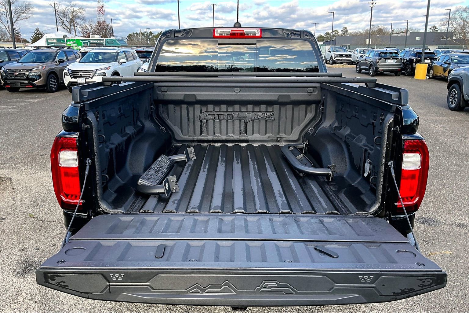 Used 2023 GMC Canyon AT4X w/ Edition 1 AWD/4WD image 25