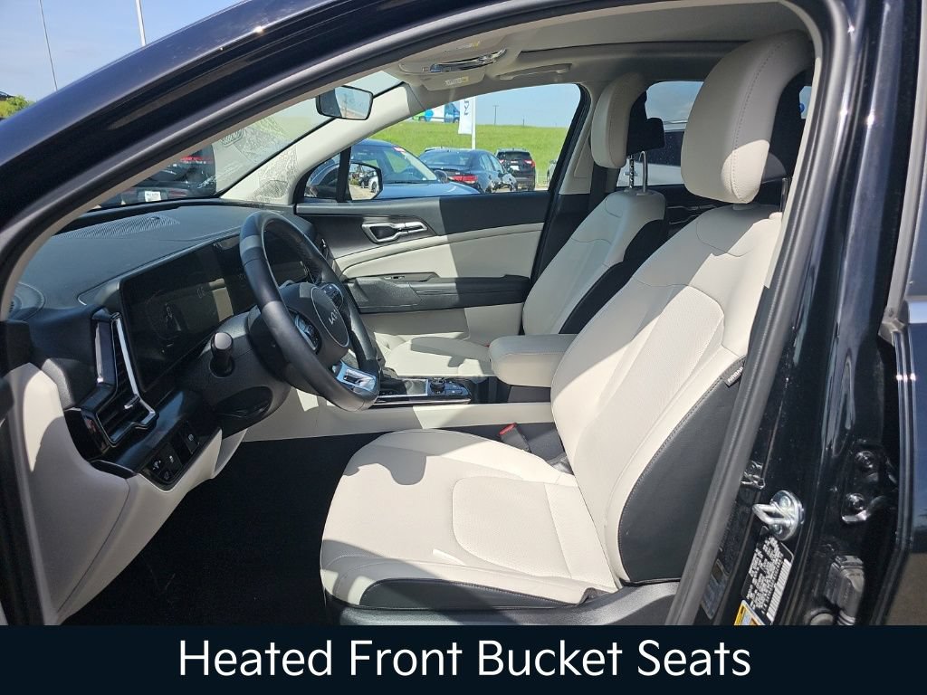 Certified 2025 Kia Sportage EX w/ Premium Package FWD image 14