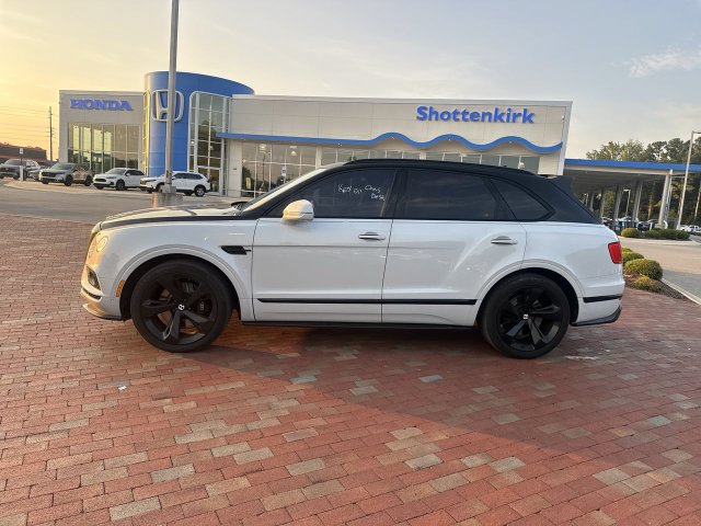 Used 2019 Bentley Bentayga AWD/4WD image 5