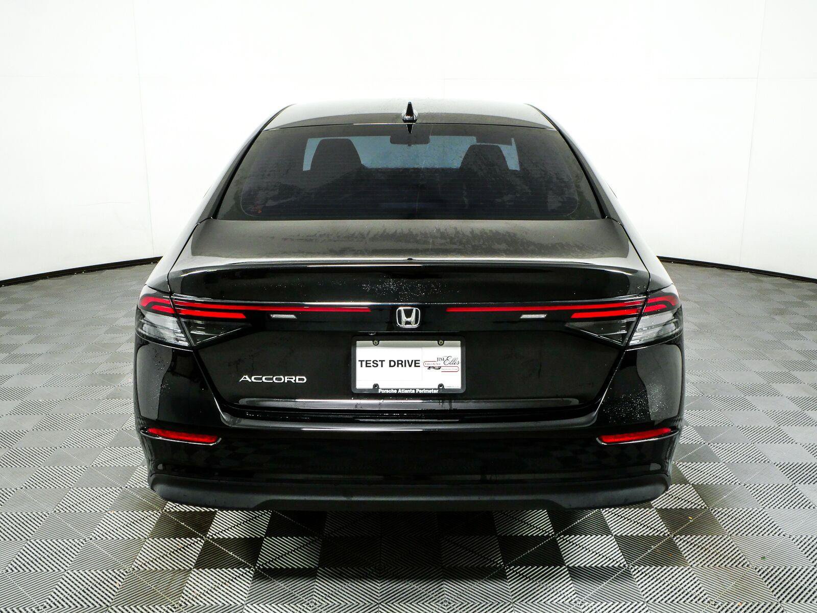 Used 2025 Honda Accord SE image 29