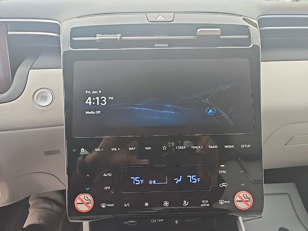 Used 2024 Hyundai Tucson Limited image 23