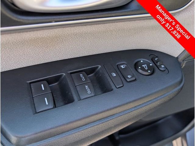 Used 2019 Honda CR-V EX image 16