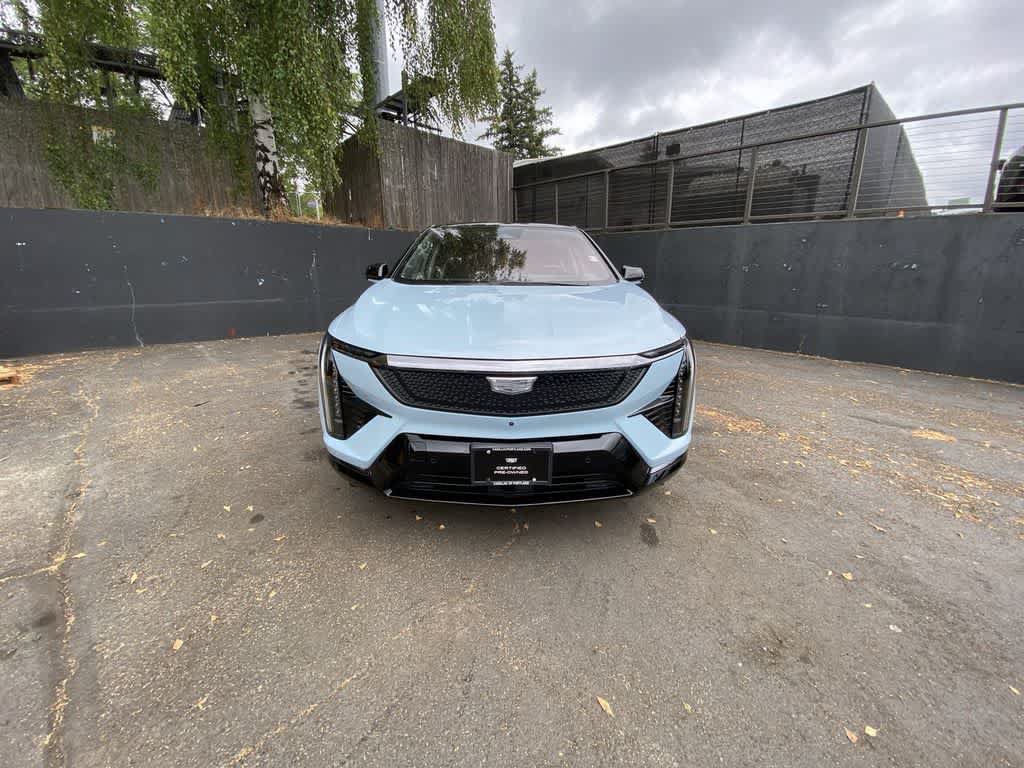Certified 2026 Cadillac Optiq Sport 1 AWD/4WD image 9