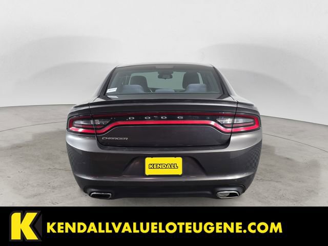 Used 2015 Dodge Charger SE w/ Sport Appearance Group RWD image 4