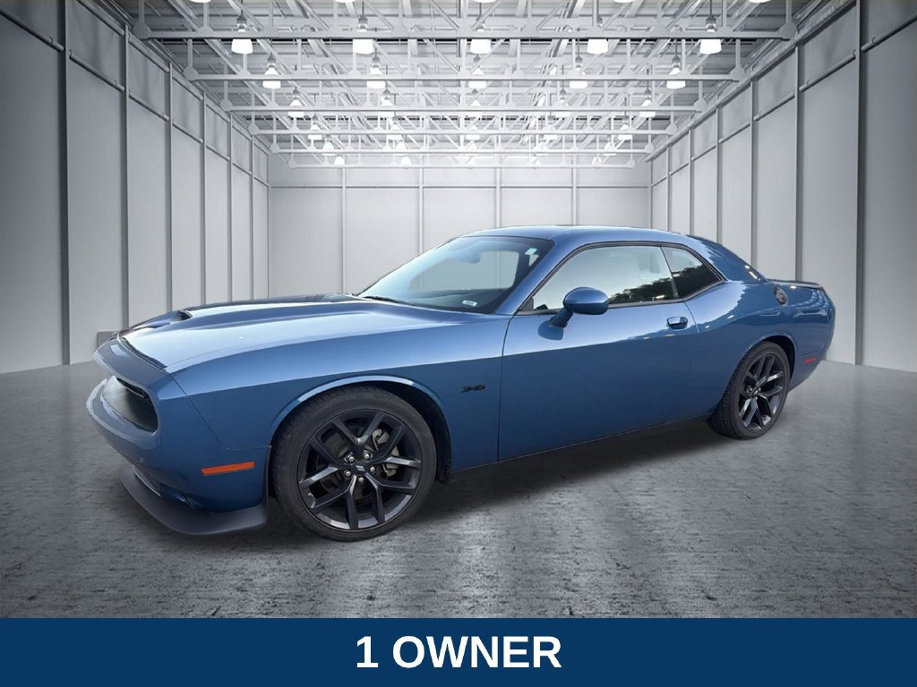 Used 2023 Dodge Challenger R/T w/ Plus Package RWD image 2