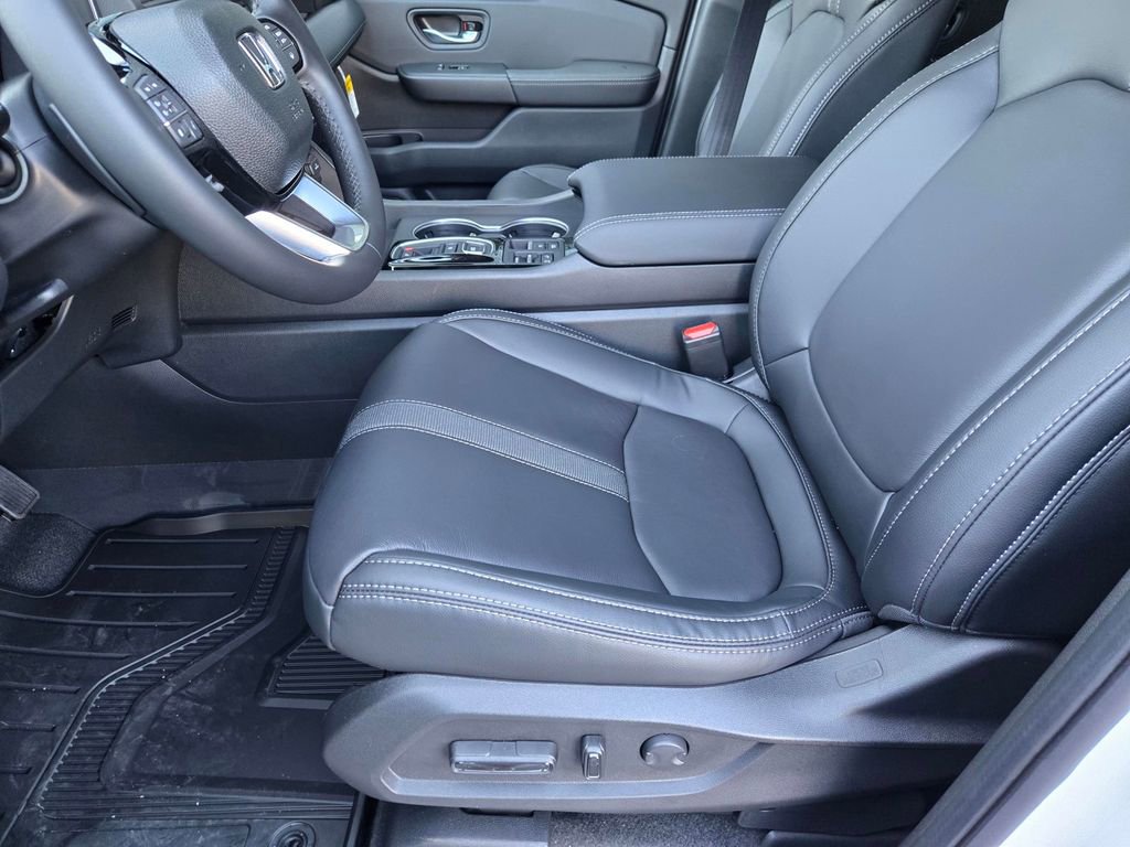 New 2025 Honda Pilot Touring image 25