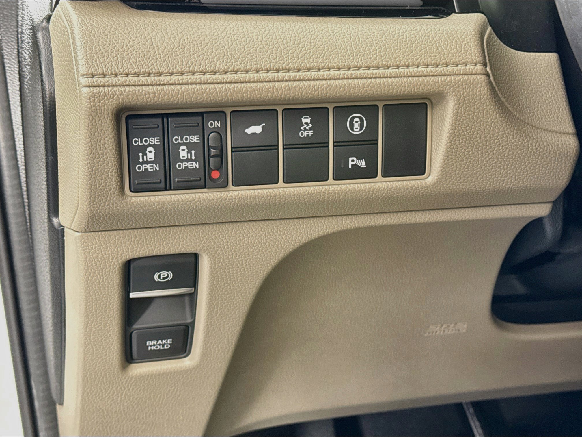 Certified 2024 Honda Odyssey Elite image 10
