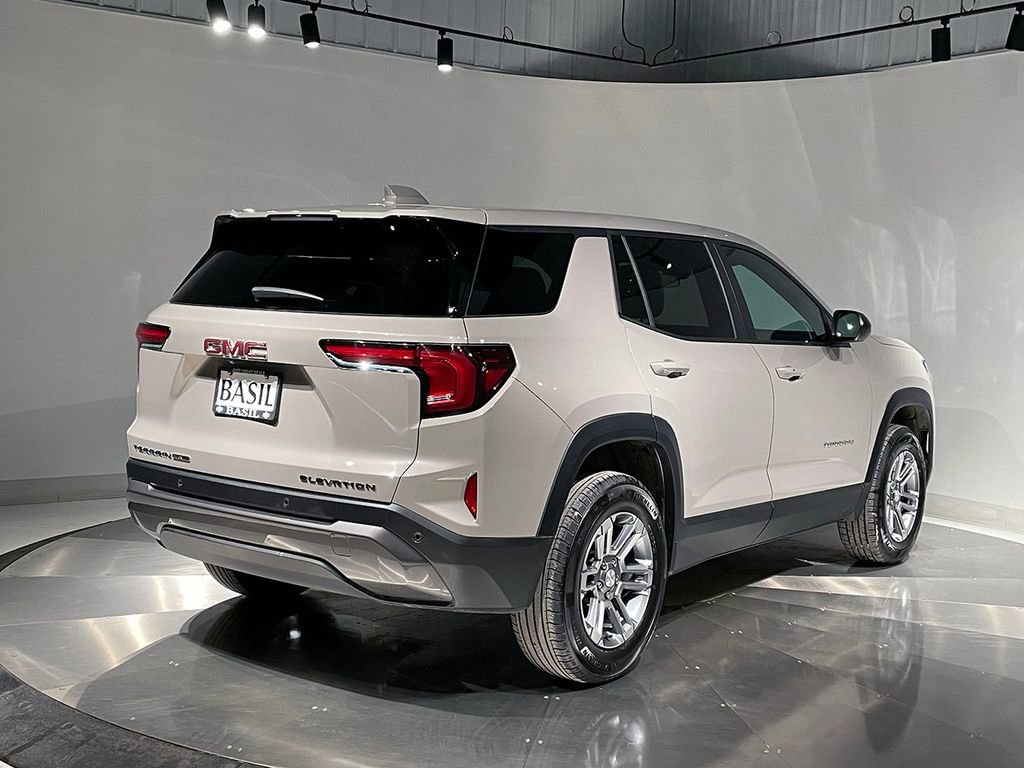 Used 2026 GMC Terrain Elevation image 11