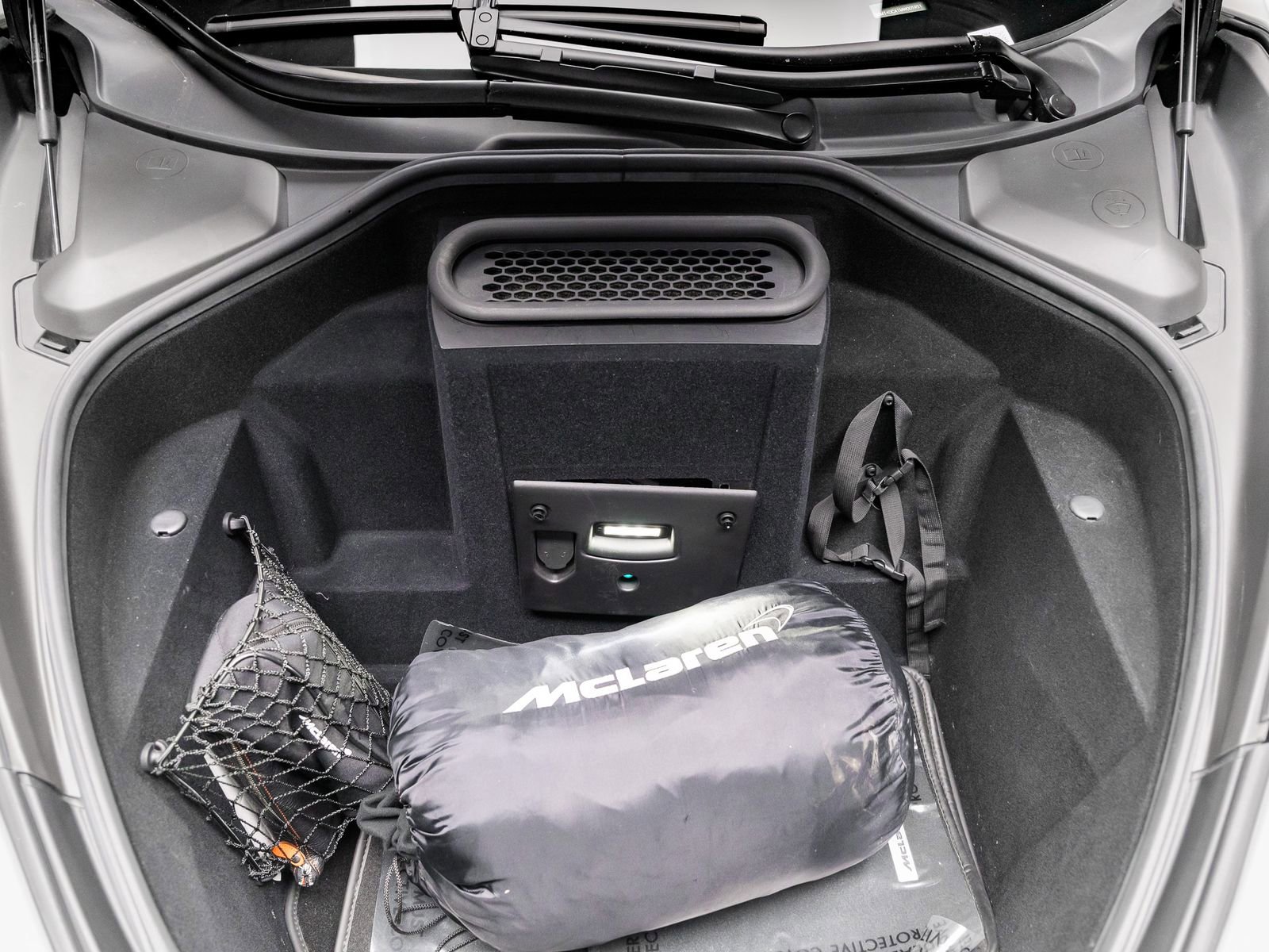 Used 2021 McLaren 720S Luxury RWD image 43