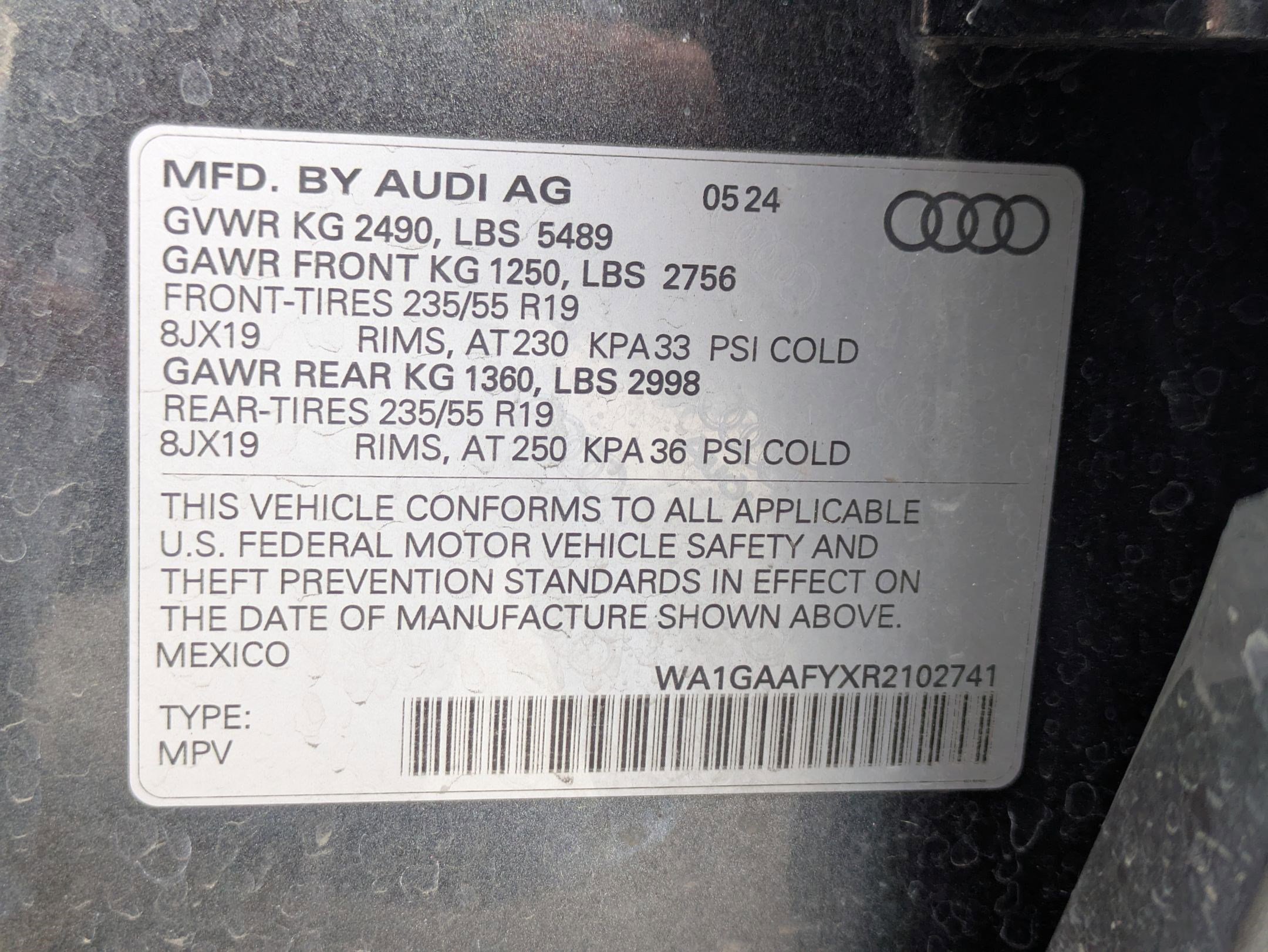 Certified 2024 Audi Q5 2.0T Premium w/ Summer of Audi Package image 32