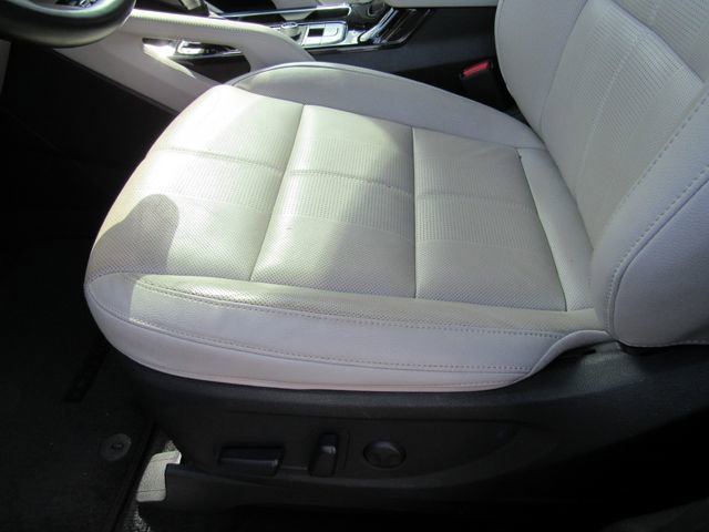 Used 2023 Kia Telluride EX w/ EX Captain's Chair Package image 24