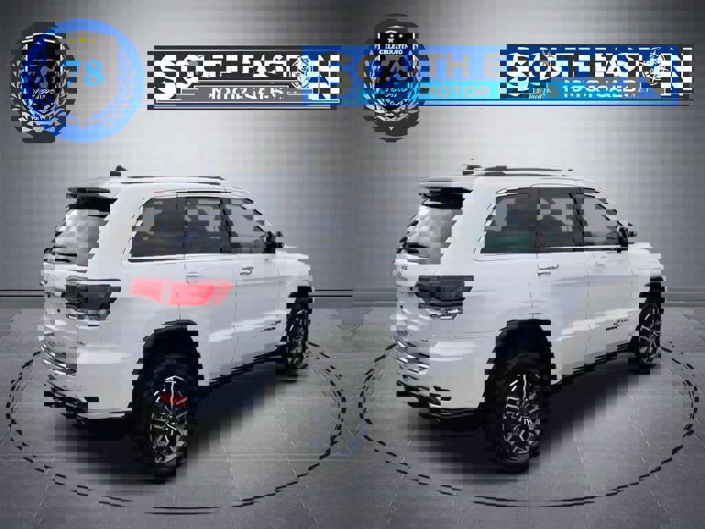 Used 2021 Jeep Grand Cherokee Limited w/ Trailer Tow Group IV image 7