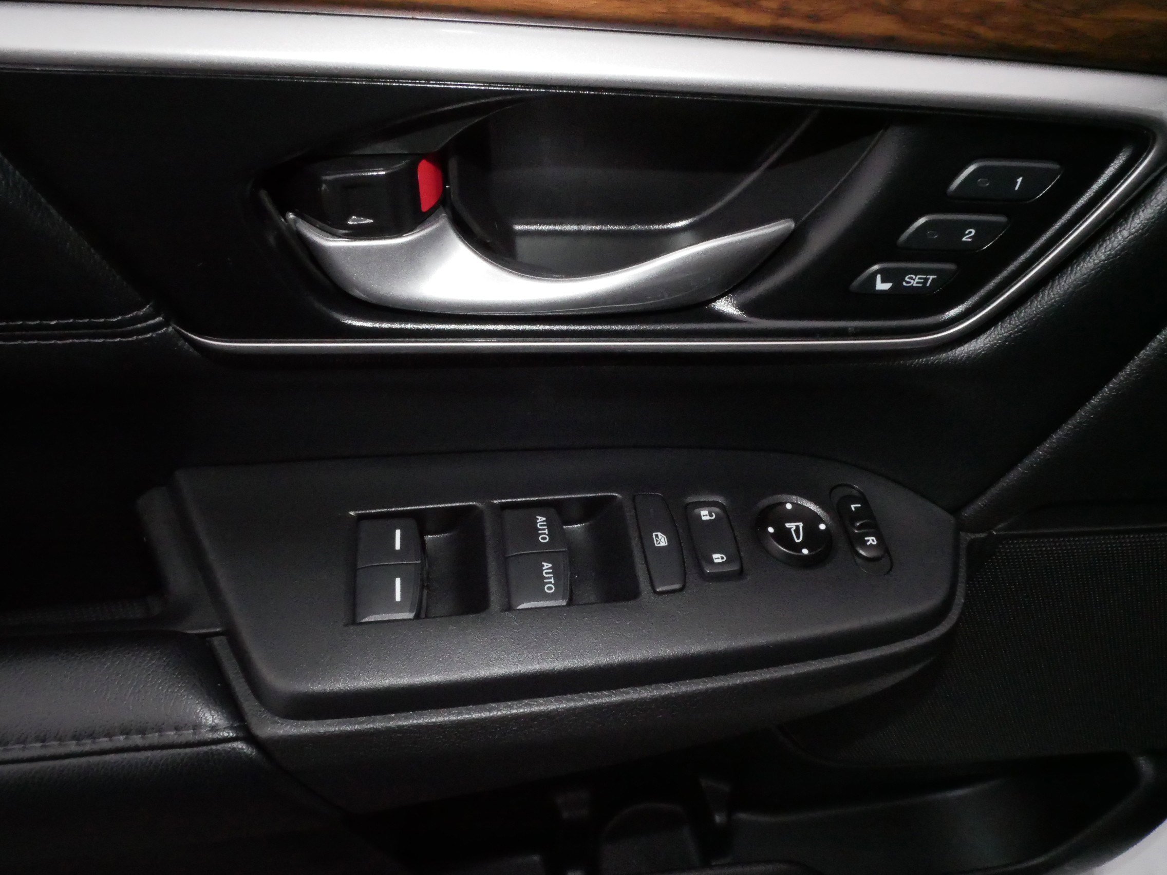 Used 2022 Honda CR-V Touring image 19